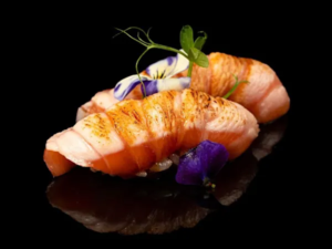 NIGIRI SAKE FLAMBE CON TERIYAKI