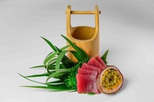 SASHIMI TUNA